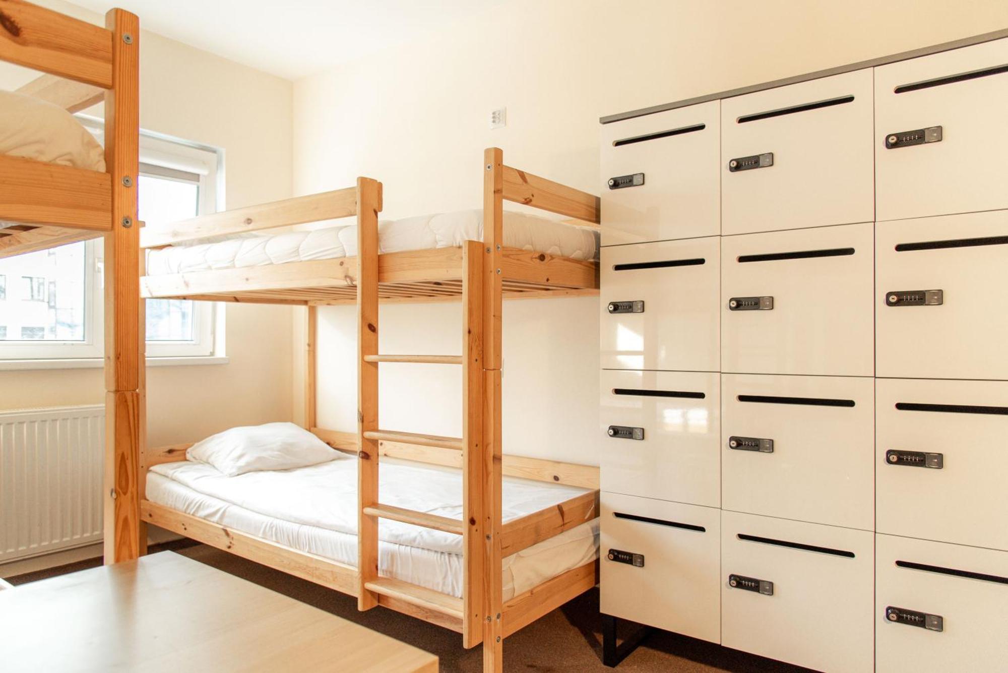 Luxhostel24 Варшава Экстерьер фото