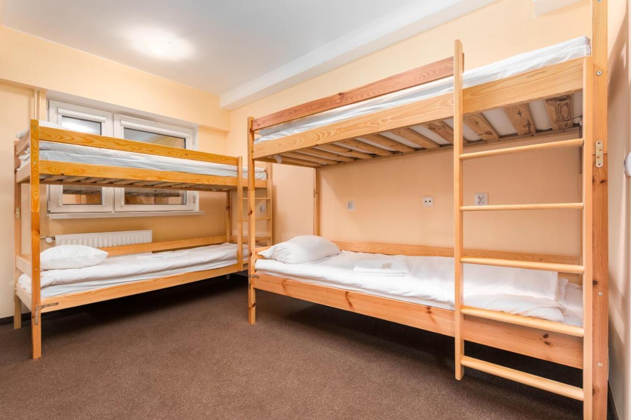 Luxhostel24 Варшава Экстерьер фото